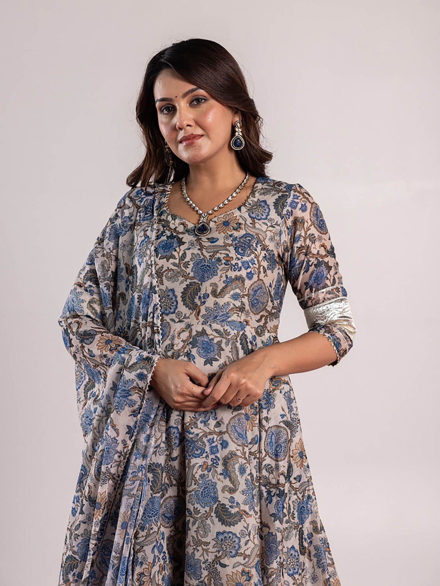 ONEWE INDIA Soha Anarkali Suit (Set of 3)