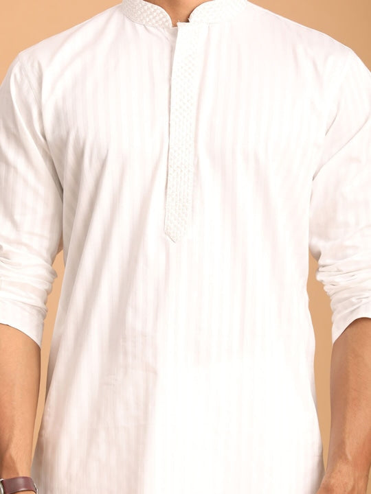Vastramay Striped Thread Work Mandarin Collar Kurta with Pyjamas