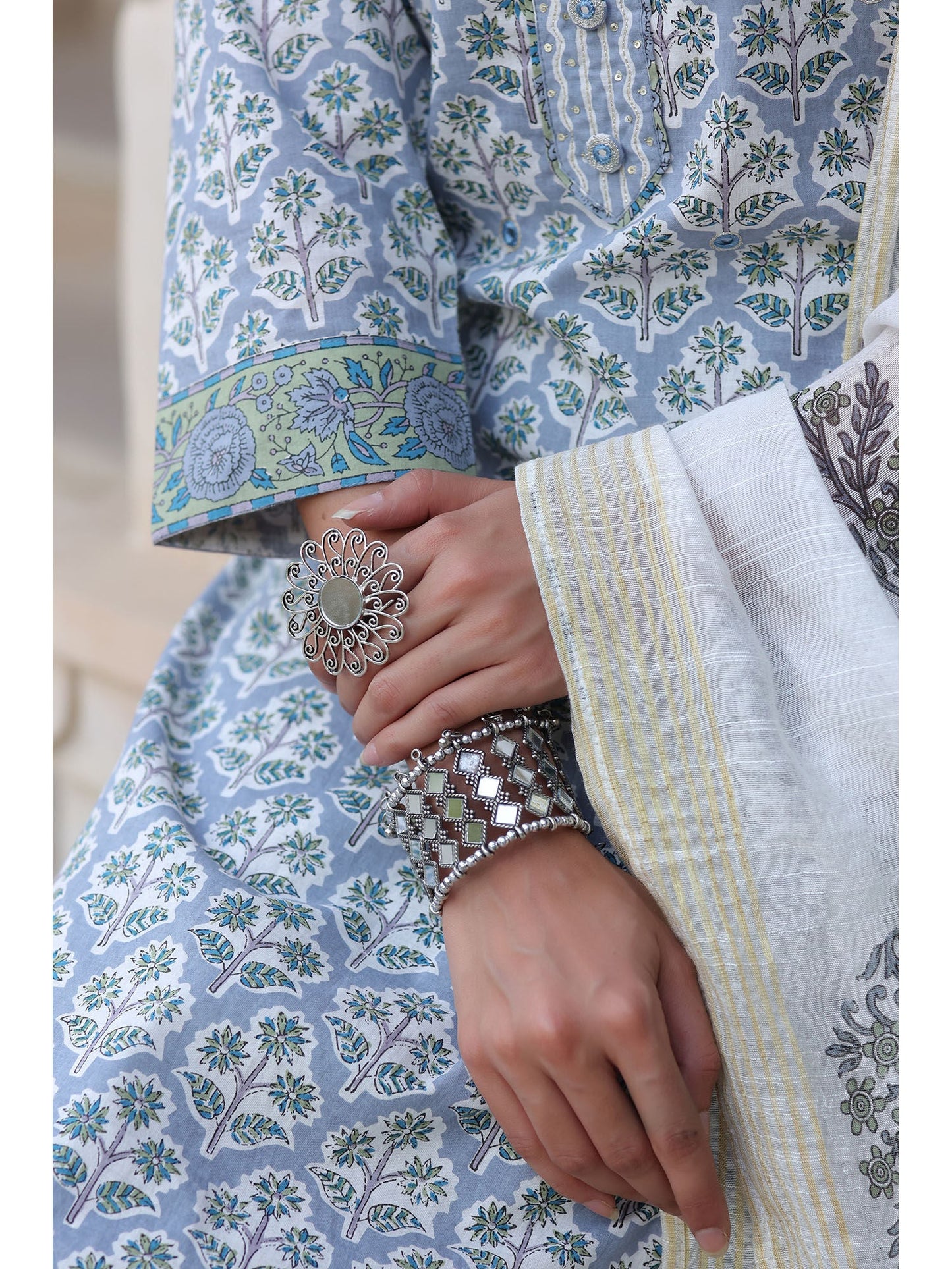 PIROH Womens Cotton Regular Print Straight Kurta Pant Dupatta Grey (Set of 3)