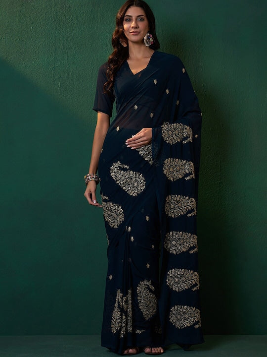 Sangria Paisley Embroidered Sequined Zari Saree