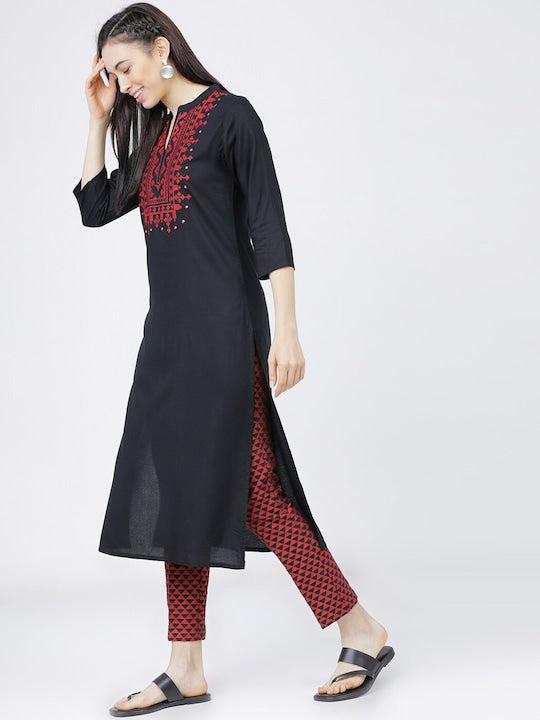 Vishudh Women Black & Red Yoke Design Kurta