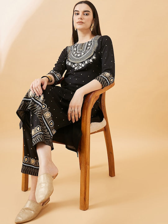 All about you Ethnic Motifs Yoke Design Regular Kurta with Trousers