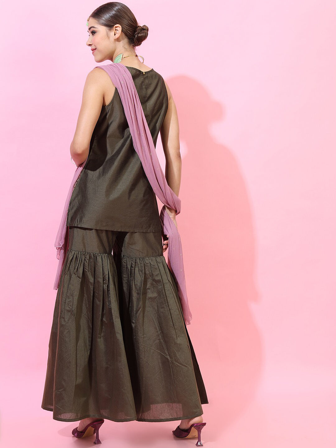 Vishudh Women Green Kurti with Sharara & With Dupatta