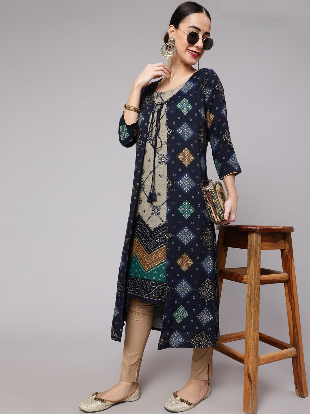 AKS Couture Ethnic Motifs Printed Kurta With Jacket
