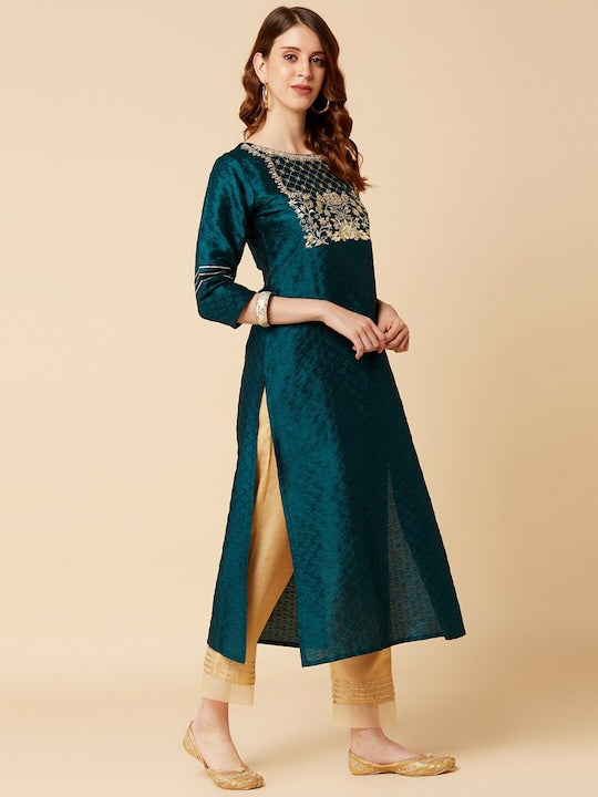 Varanga Women Green & Gold-Toned Embellished Yoke Design Straight Kurta