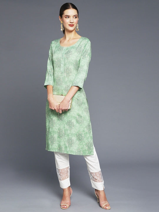 Anubhutee Women Green Ethnic Motifs Kurta