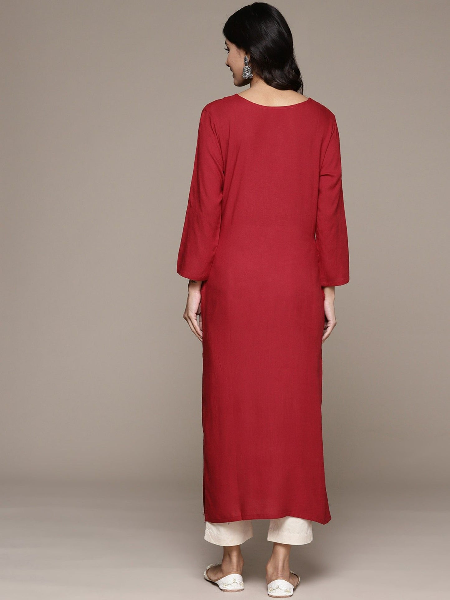 ISHIN Womens Embellished Maroon Embroidered Straight Kurta