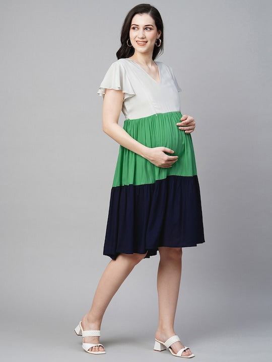 MomToBe V-Neck Colourblocked Maternity Fit & Flare Dress