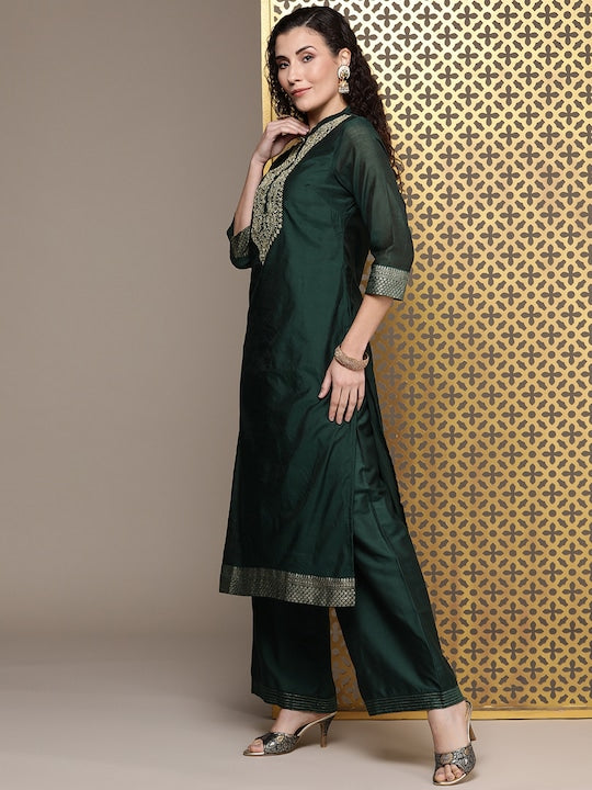 House of Pataudi Women Jashn Paisley Yoke Design Zari Work Regular Kurta With Palazzos