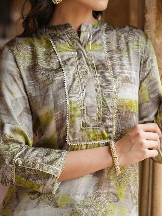 Scakhi Paisley Printed Regular Mandarin Collar Gotta Patti Satin Kurta with Patiala