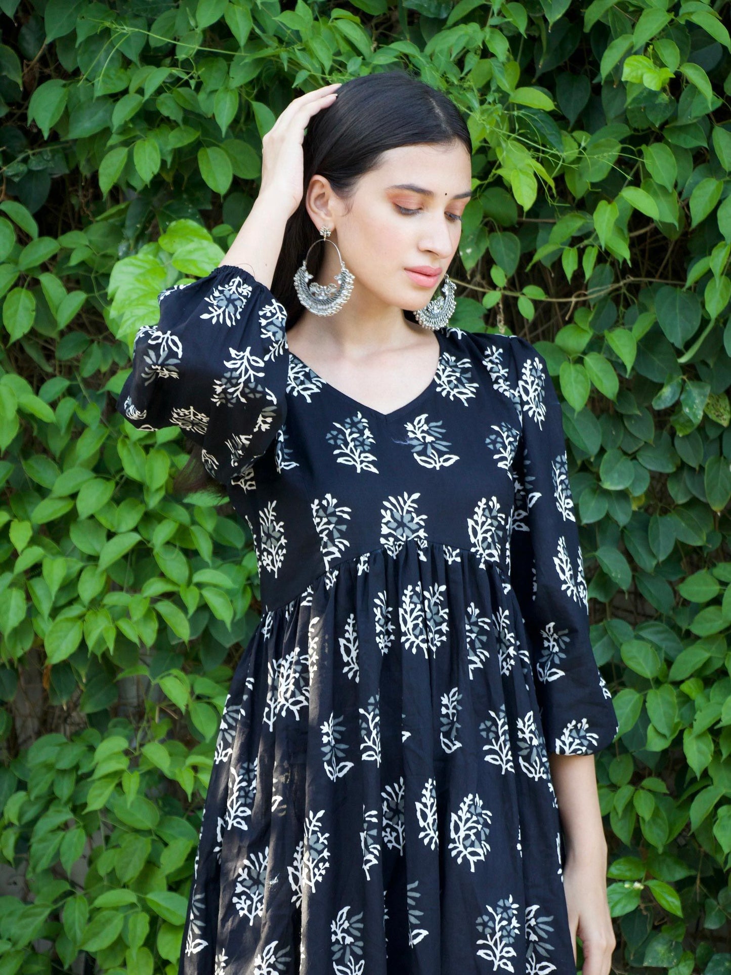 ONEWE INDIA Krishna Kameez (Set of 2)