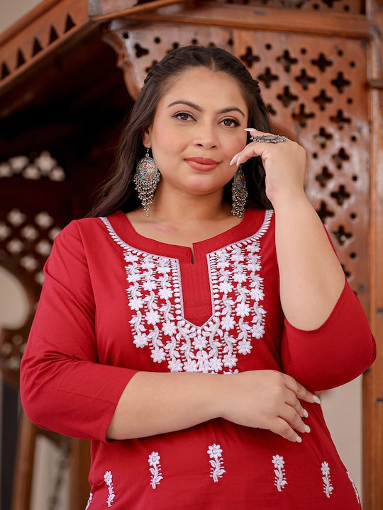Yufta Plus Size Floral Embroidered Chikankari Pure Cotton Kurta