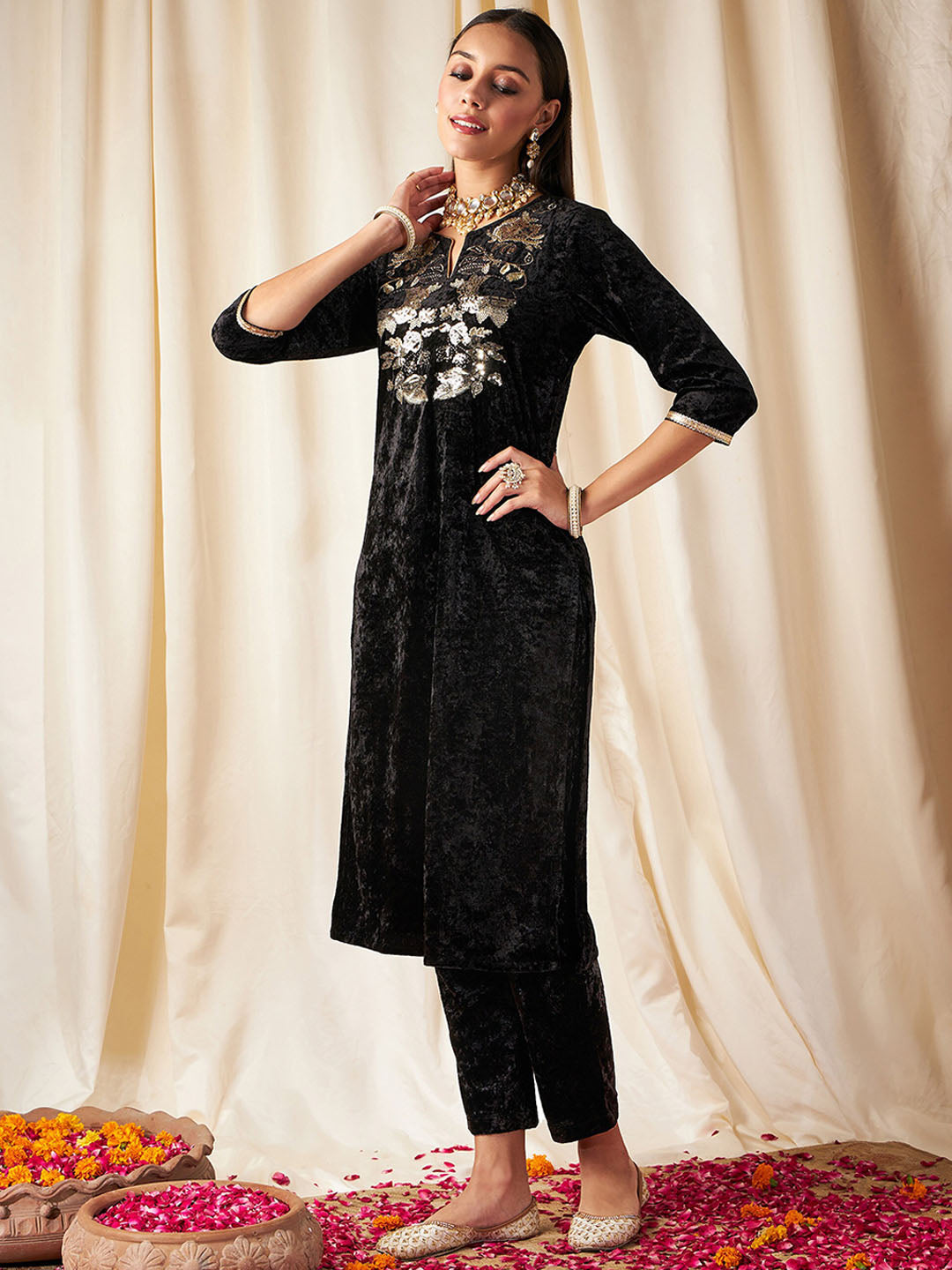 Shae by Sassafras Floral Yoke Design Sequinned Velvet Straight Kurta