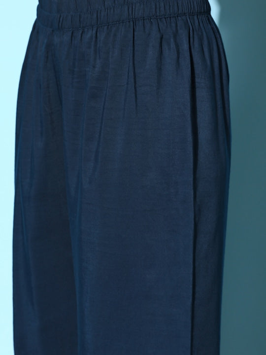 Varanga Women Solid Silk Blend Hyper Texture Kurta Set