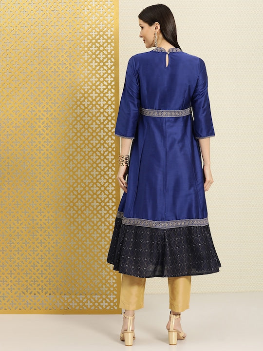 House of Pataudi Women Blue Colourblocked Thread Work Indigo Anarkali Kurta