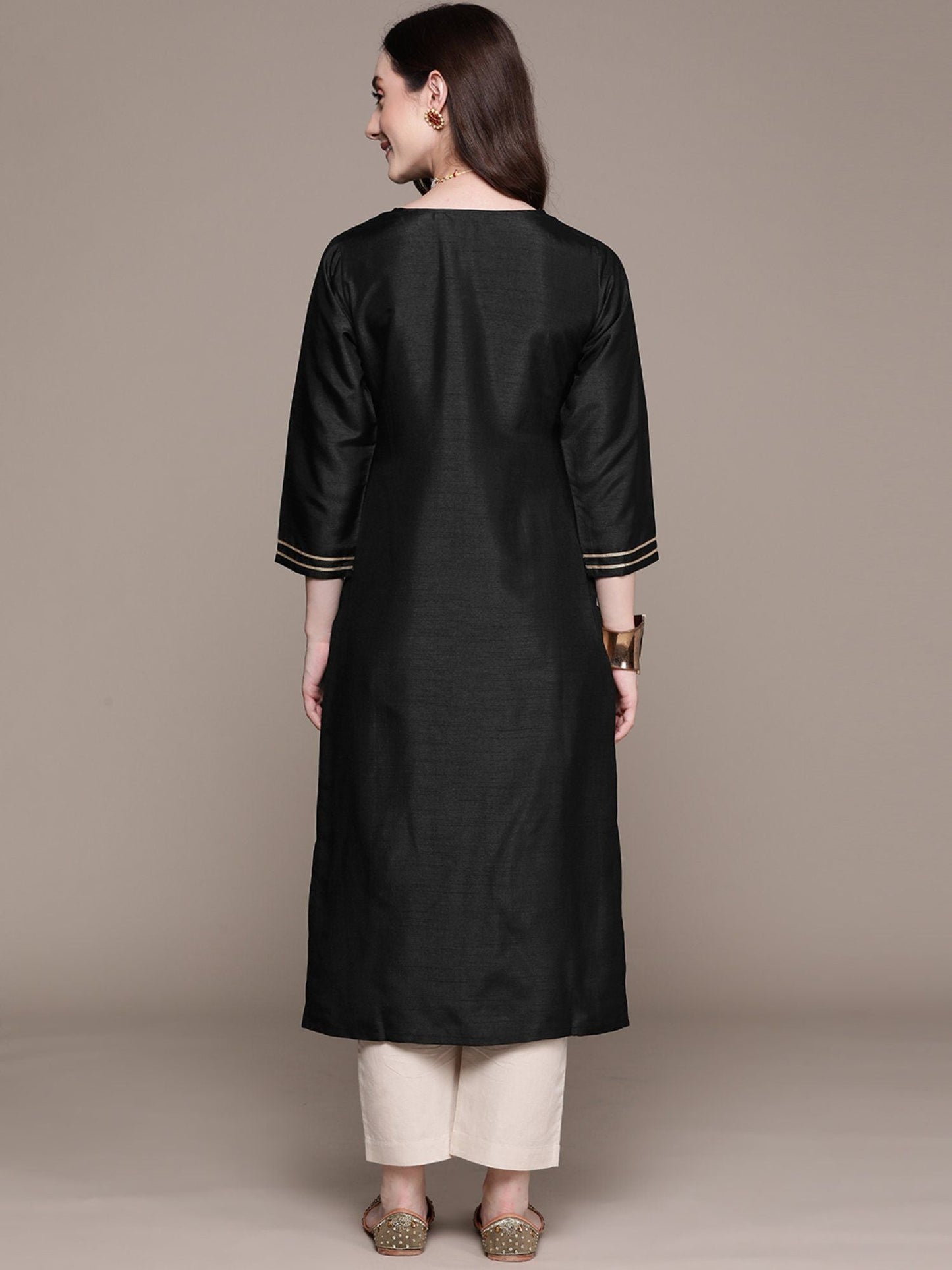 ISHIN Women's Black Embroidered Zari Silk Straight Kurta