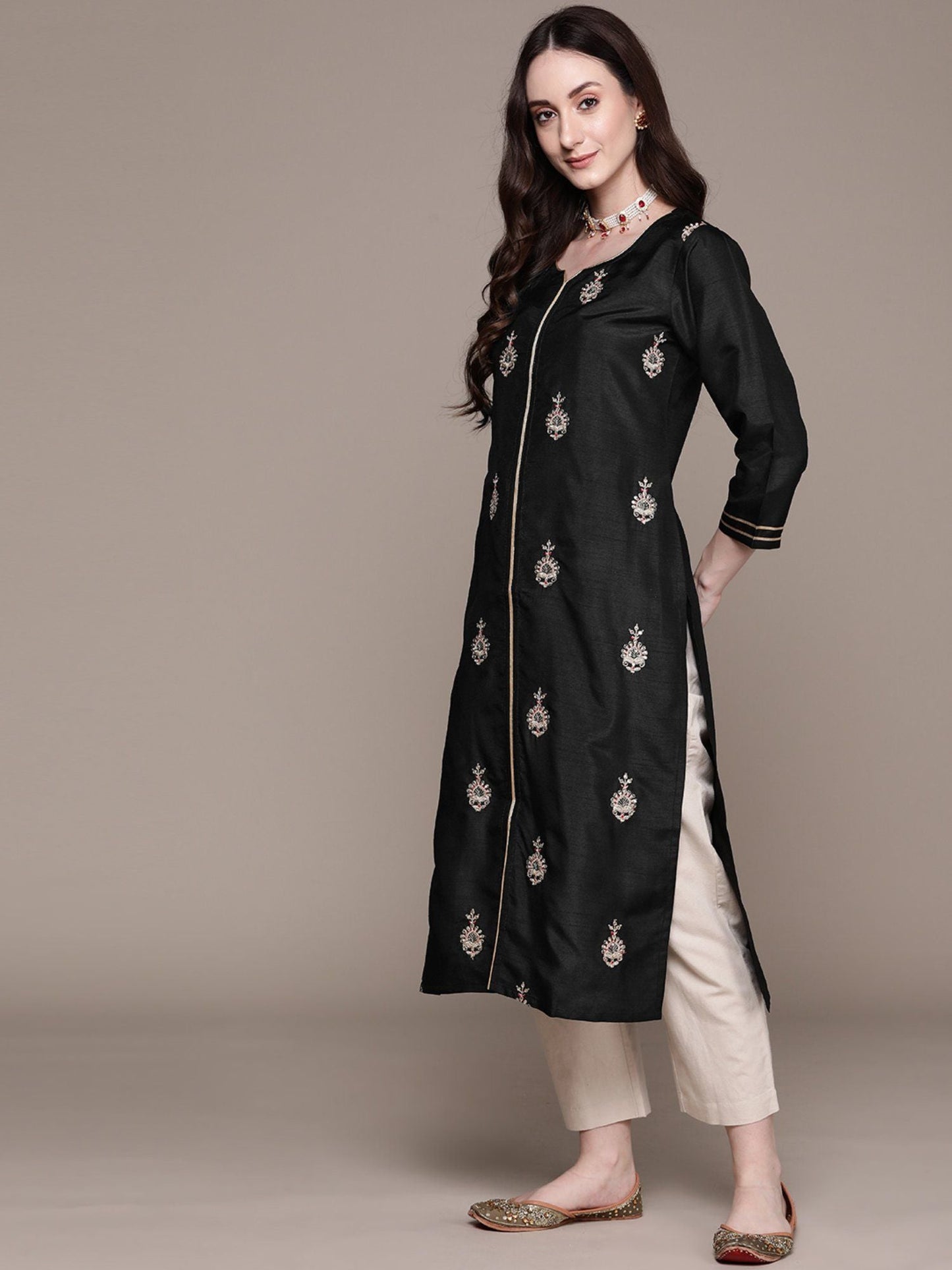 ISHIN Women's Black Embroidered Zari Silk Straight Kurta