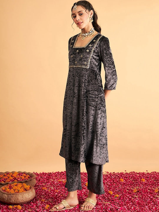 Shae by Sassafras Floral Yoke Design Thread Work A-Line Kurta