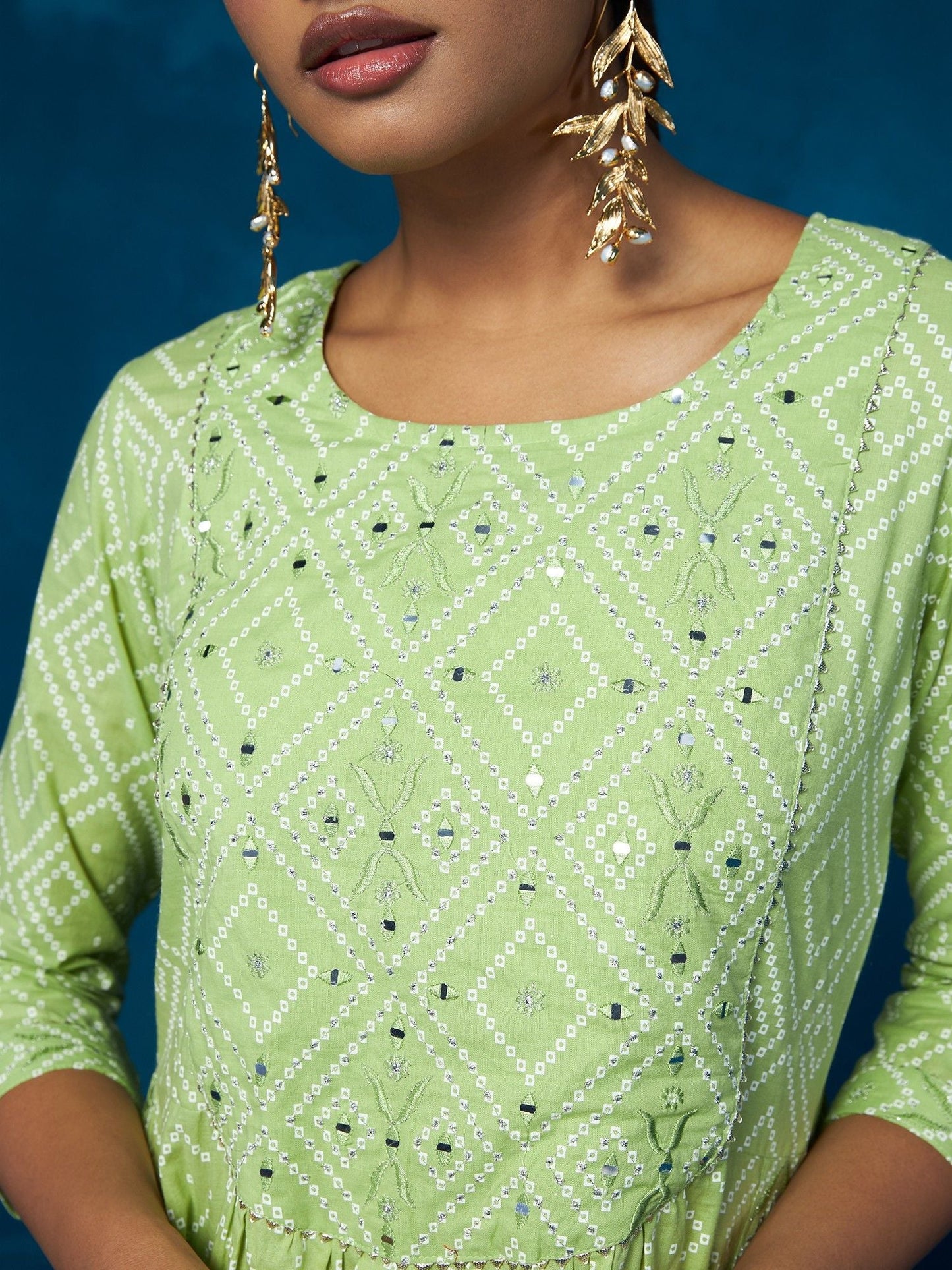 Likha Black Monochrome Floral Printed Alia Cut Flared Kurta LIKSKD90 (Set of 3)