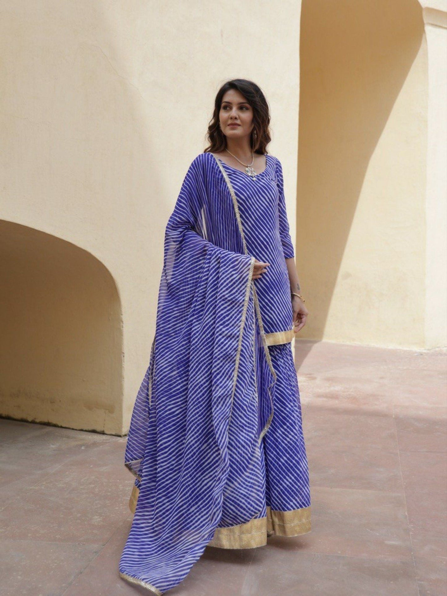 ONEWE INDIA Maahi Suit (Set of 3)