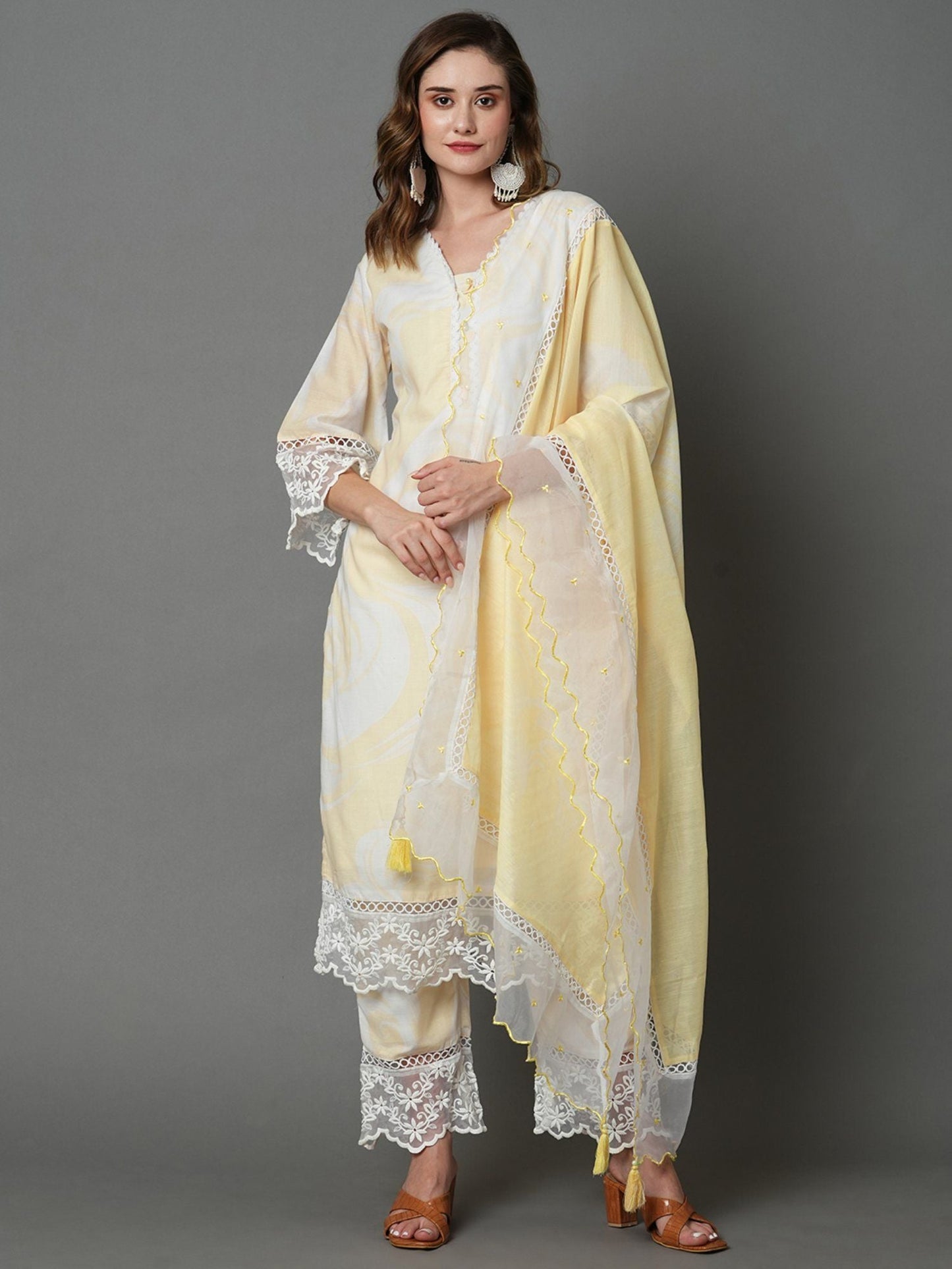 Heeposh Beautiful Marbel Print Kurta with Detailing & Printed Chanderi Dupatta (Set of 3)