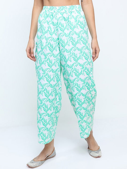 Vishudh Women Grey Floral Printed Straight Kurti with Trousers & With Dupatta