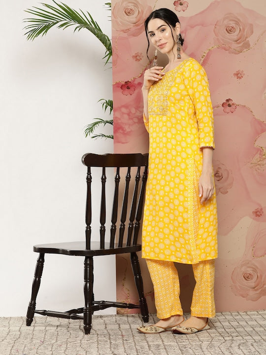 Yufta Women Ethnic Motifs Embroidered Sequinned Kurta With Trousers