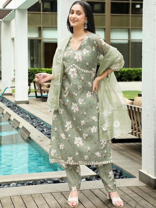 AKS Couture Floral Printed Gotta Patti Straight Kurta With Trousers & Dupatta