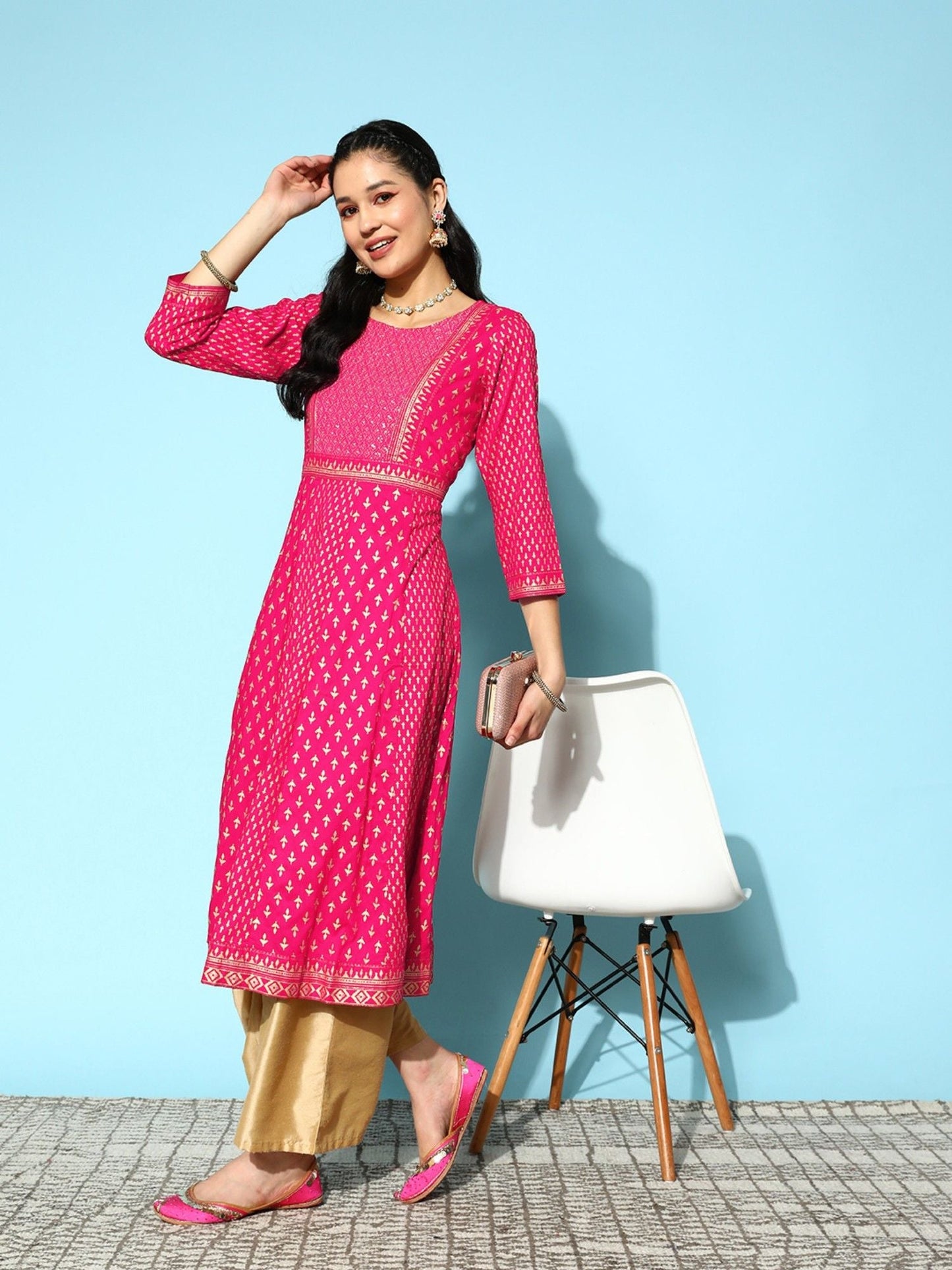 ISHIN Womens Fuchsia Embellished Anarkali Kurta
