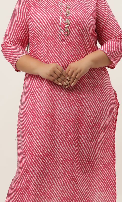 Yufta Women Pink & White Leheriya Printed Gotta Patti Pure Cotton Kurta