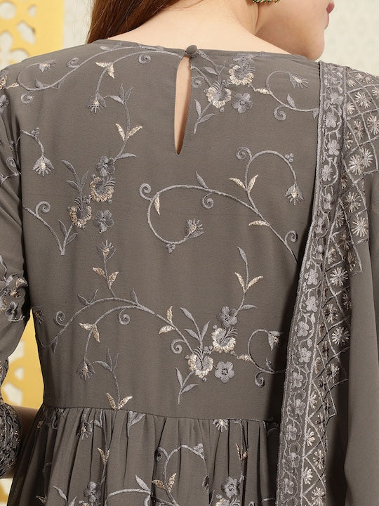 House of Pataudi Women Embroidered Jashn Kurta with Trousers & Dupatta Set