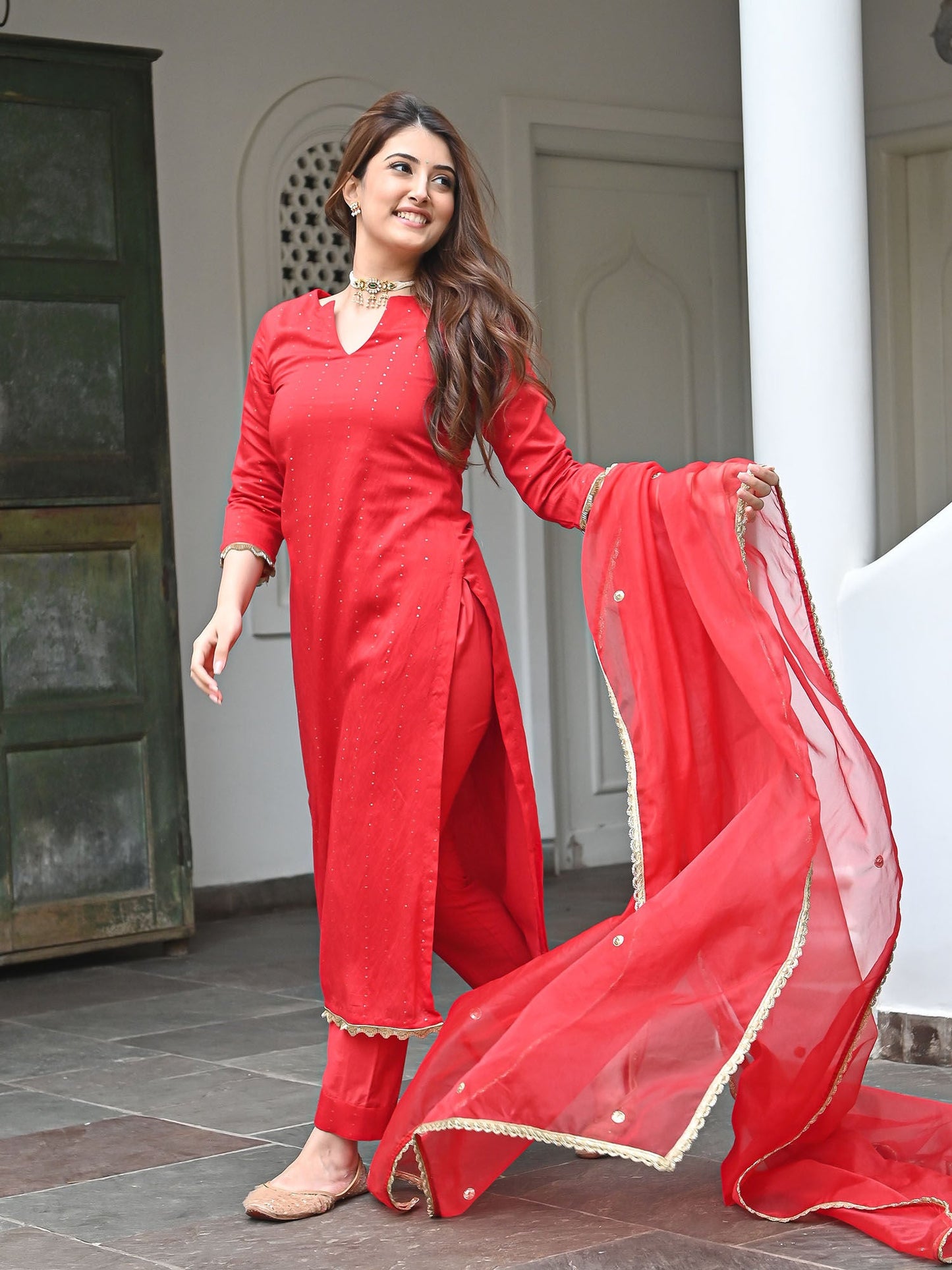 Urbanstree Nura Suit Set (Set of 3)