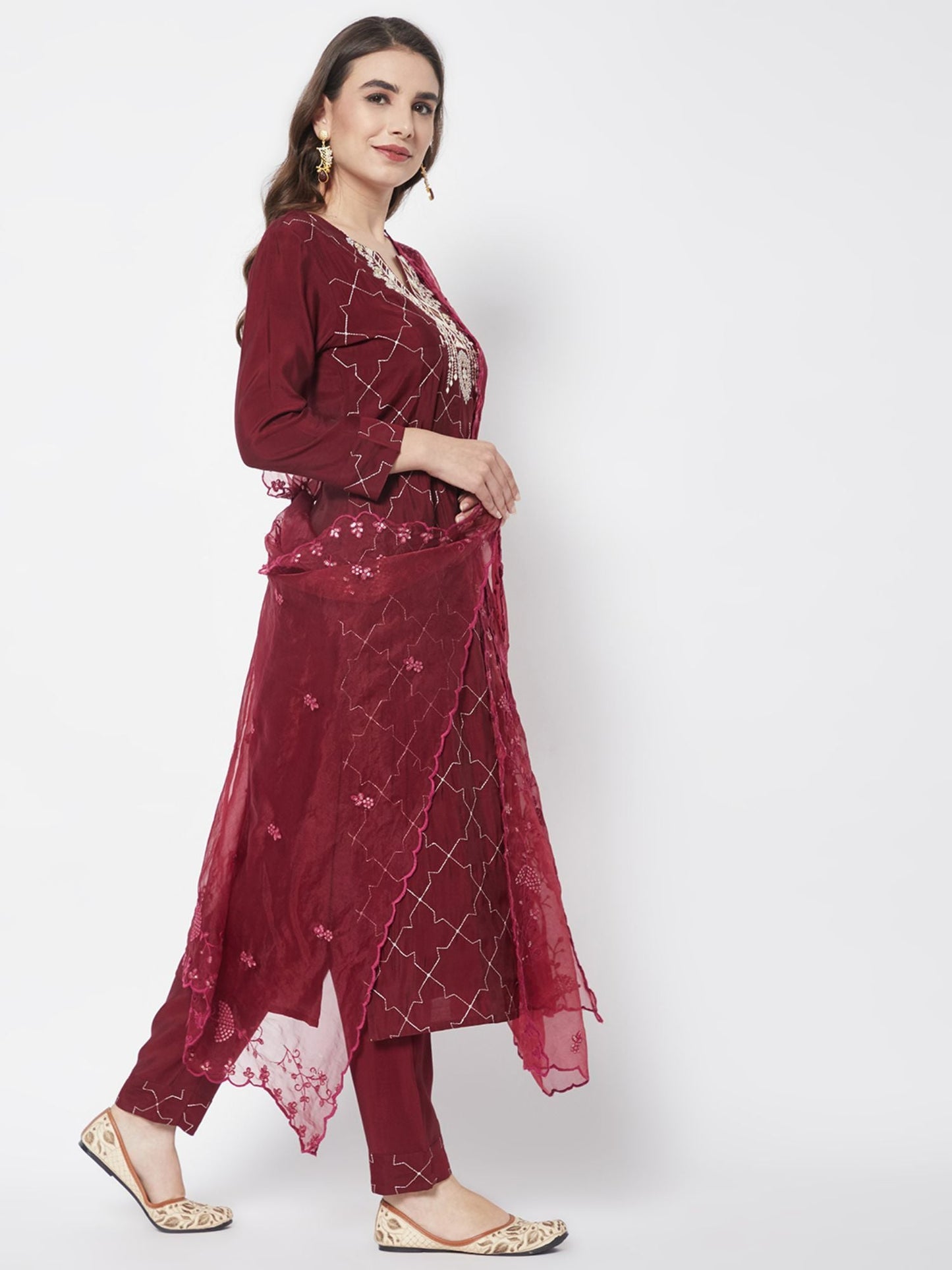 Heeposh Women Red Floral Embroidered Kurta with Dupatta (Set of 3)