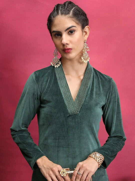 Vishudh Green Neck Band Straight Kurta