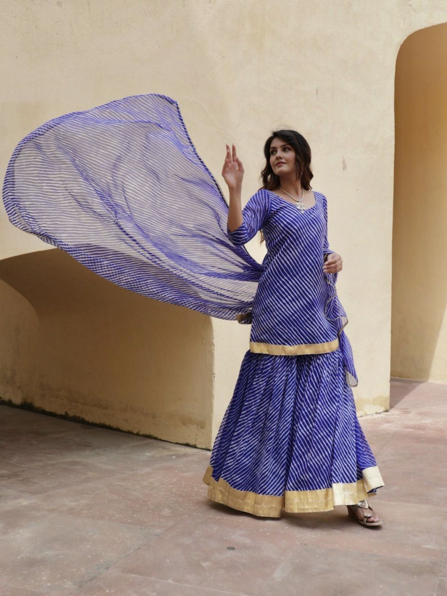 ONEWE INDIA Maahi Suit (Set of 3)