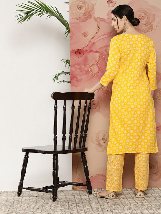 Yufta Women Ethnic Motifs Embroidered Sequinned Kurta With Trousers