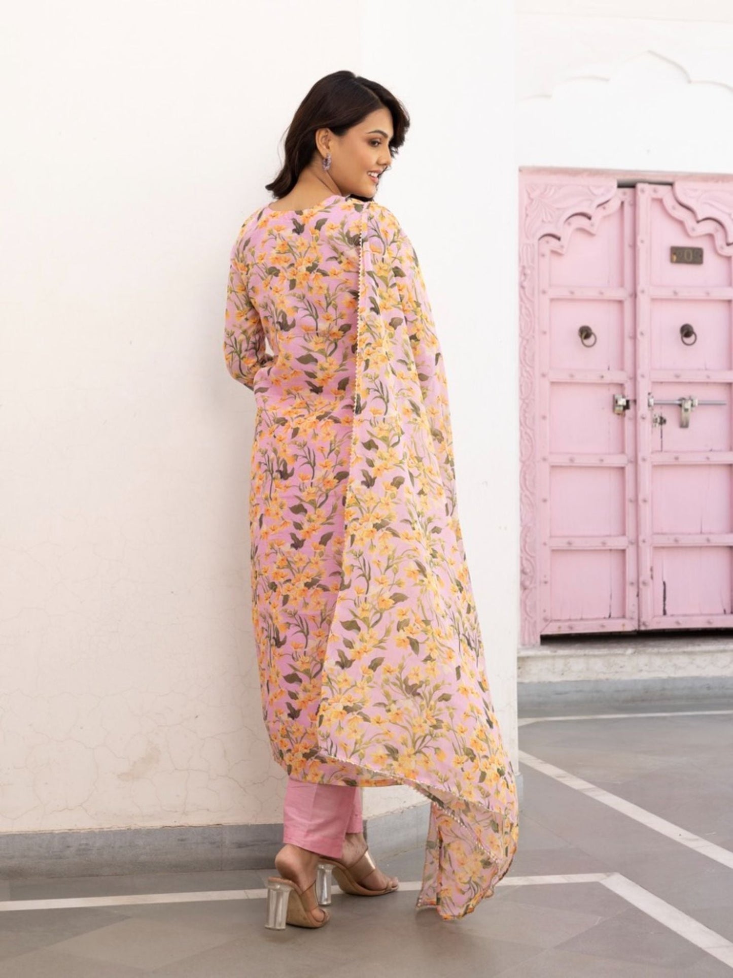 ONEWE INDIA Aarti Suit (Set of 3)