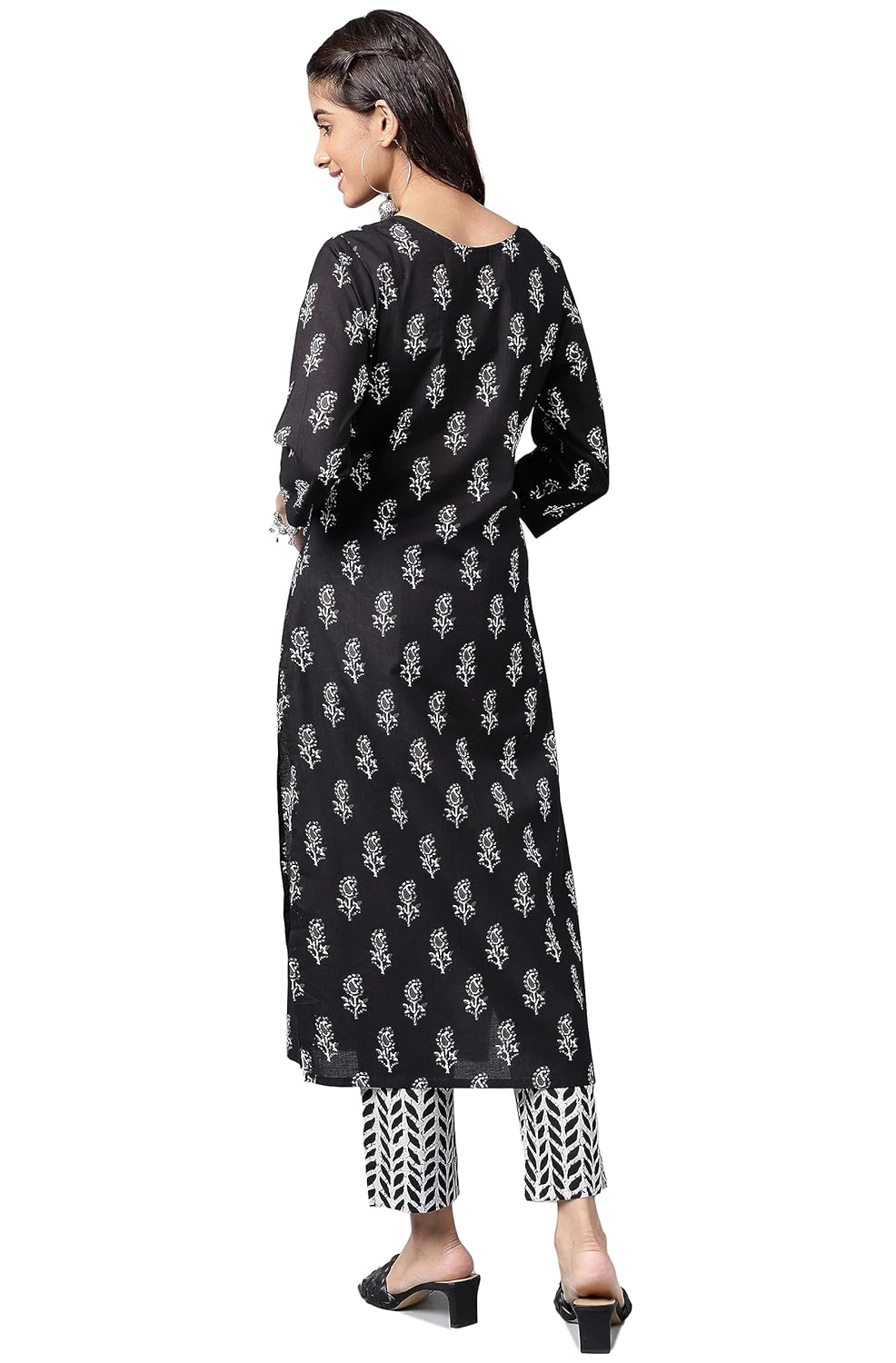 Janasya Women's Black Cotton Paisley Printed Kurta with Pants