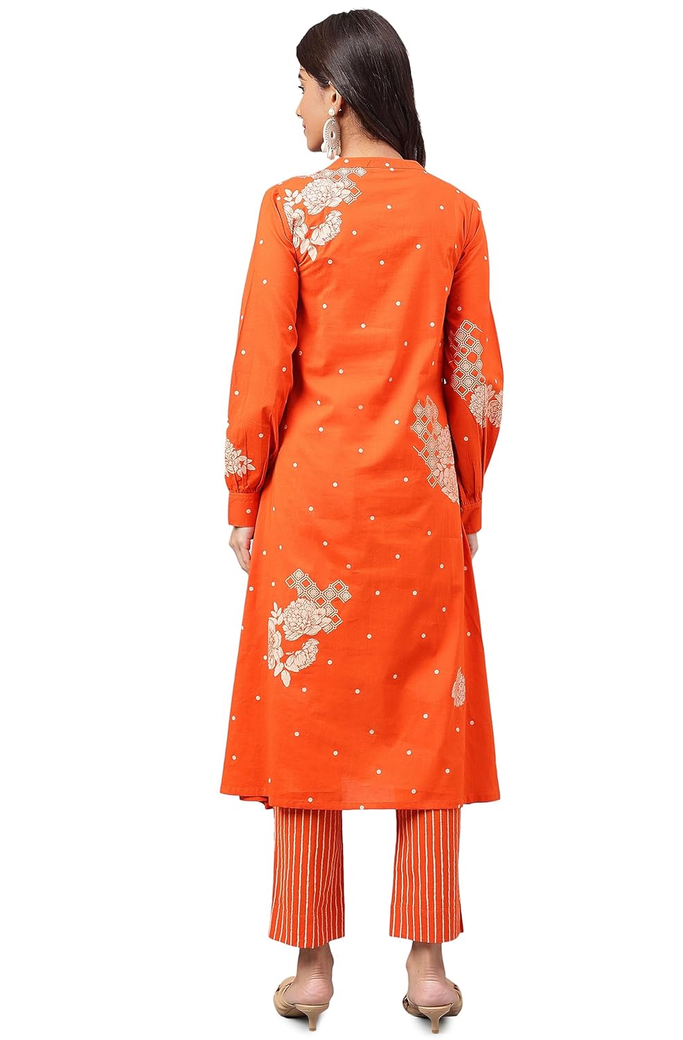 Janasya Women's Orange Cotton Floral Printed Kurta with Pants