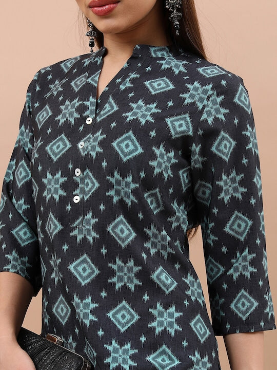 Vishudh Geometric Printed Mandarin Collar Kurta