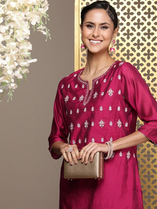 House of Pataudi Yoke Design Sequined Jashn Kurta