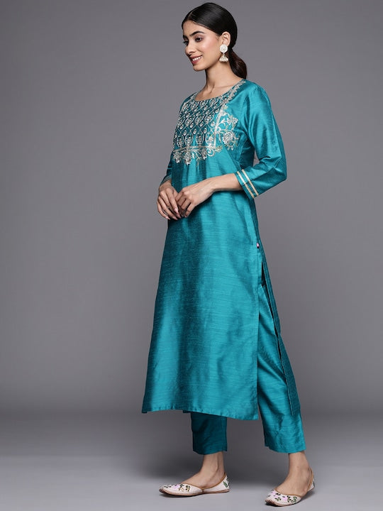 Varanga Ethnic Motifs Embroidered Regular Sequinned Kurta With Trousers & Dupatta