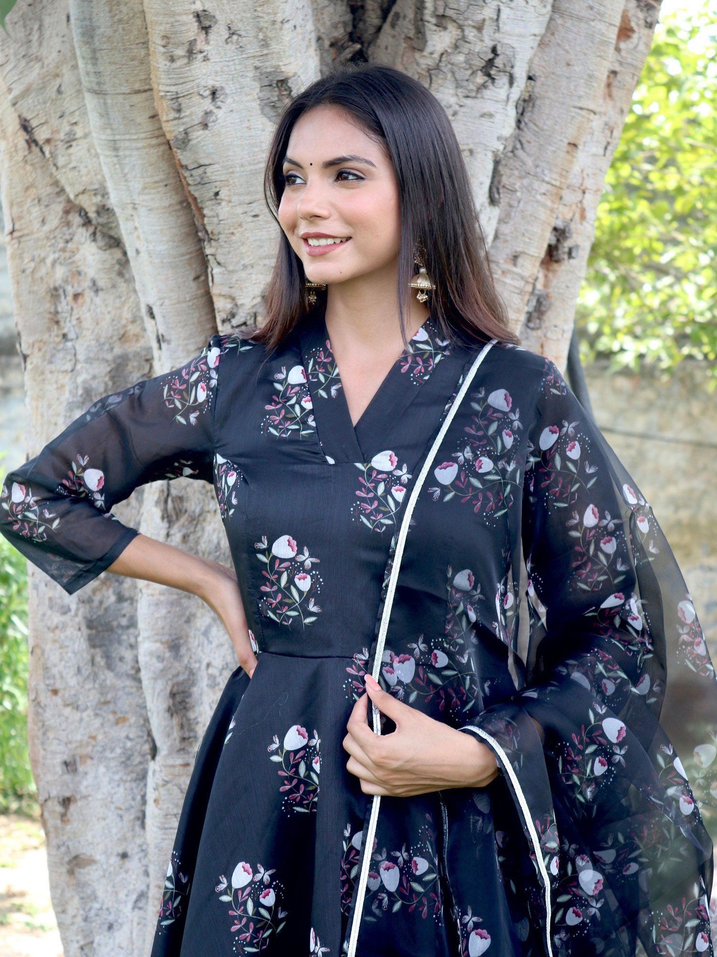 ONEWE INDIA Kiara Black Suit Set (Set of 3) - Black