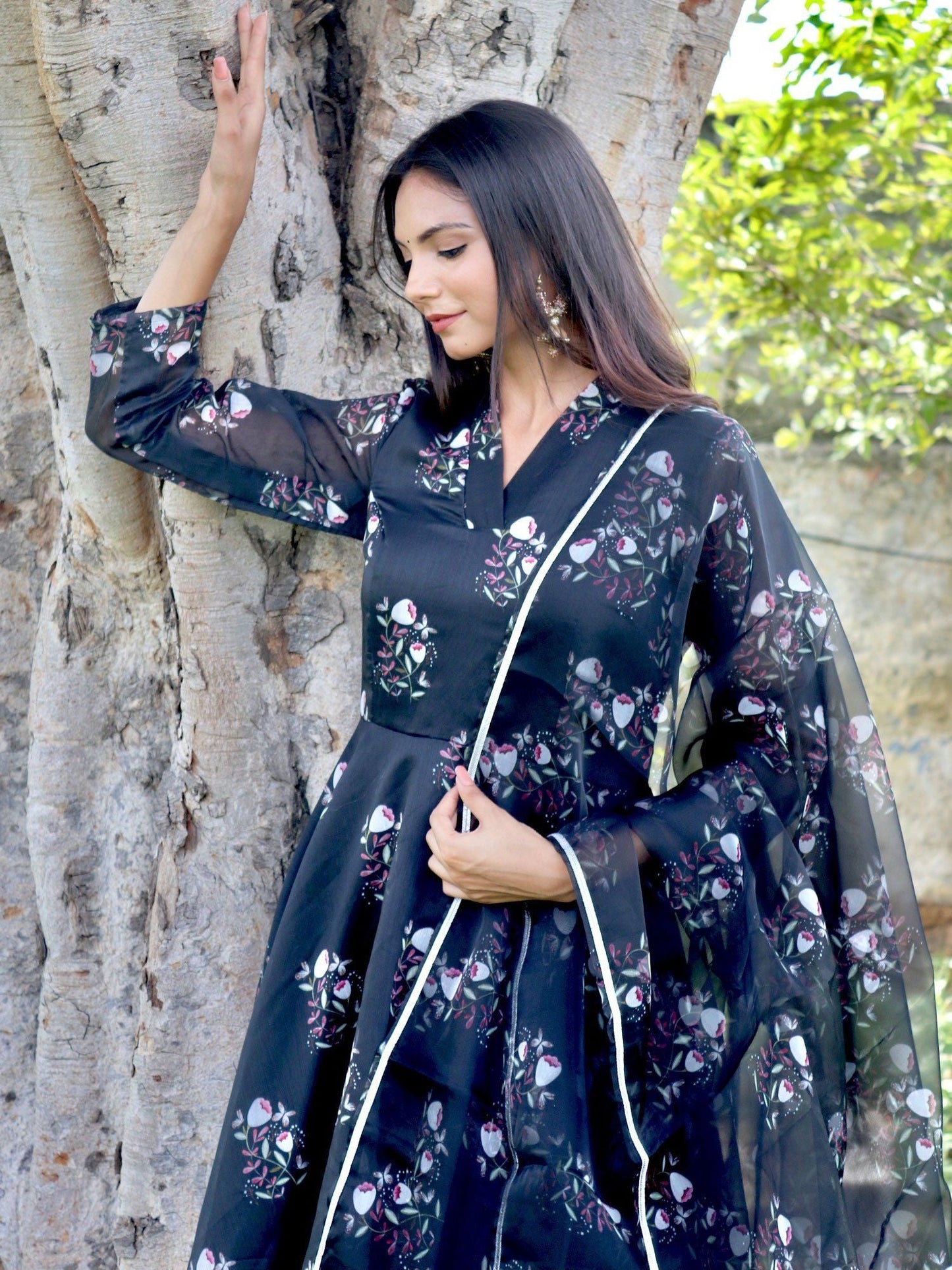 ONEWE INDIA Kiara Black Suit Set (Set of 3) - Black