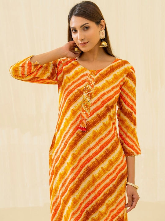 Sangria Leheriya Printed Round Neck Gotta Patti Straight Kurta