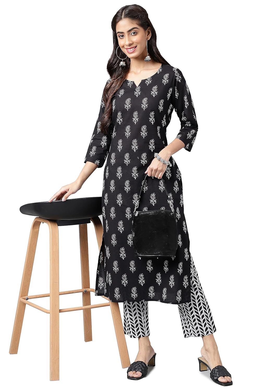 Janasya Women's Black Cotton Paisley Printed Kurta with Pants