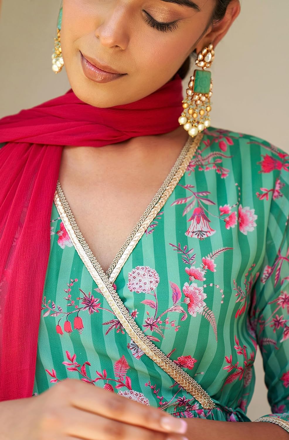 Janasya Women's Georgette Digital Floral Printed Embellished Kurta Set Green