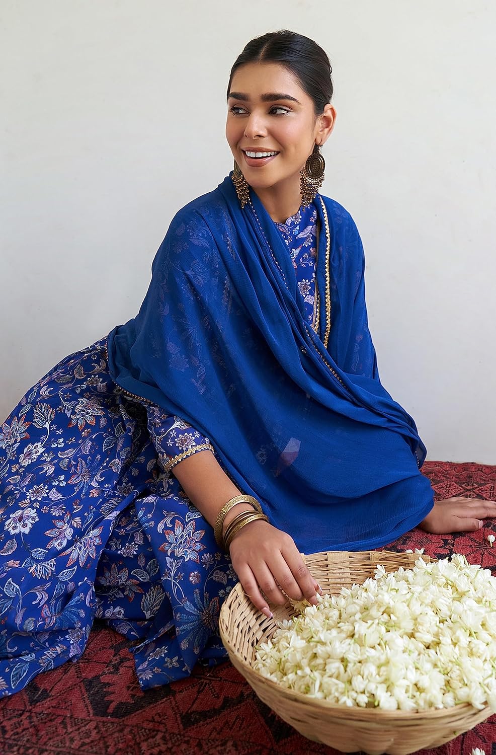 Janasya Women's Georgette Digital Floral Printed Embellished Kurta Set Dark Blue