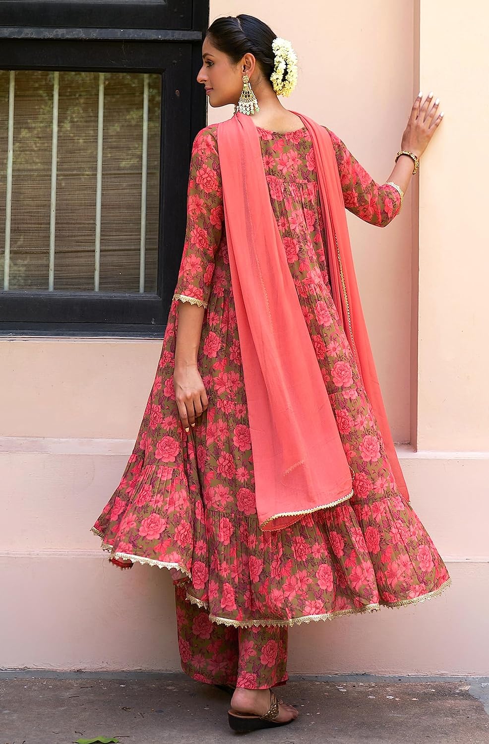 Janasya Women's Georgette Digital Floral Printed Embellished Kurta Set Olive