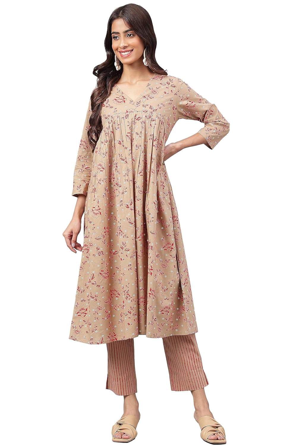 Janasya Women's Brown Cotton Floral Printed Kurta with Pant